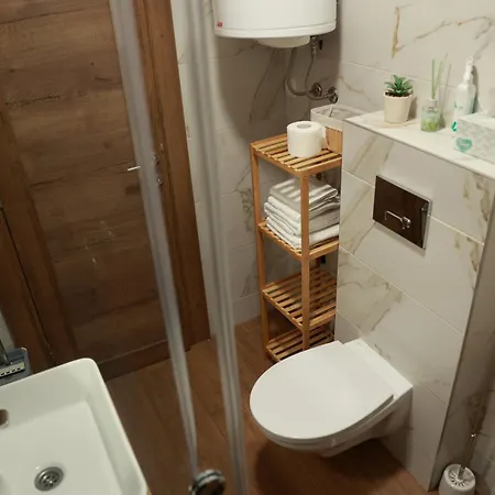 Апартаменты Borovi 15